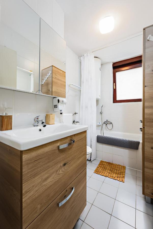 Apartmant Borna Apartment *